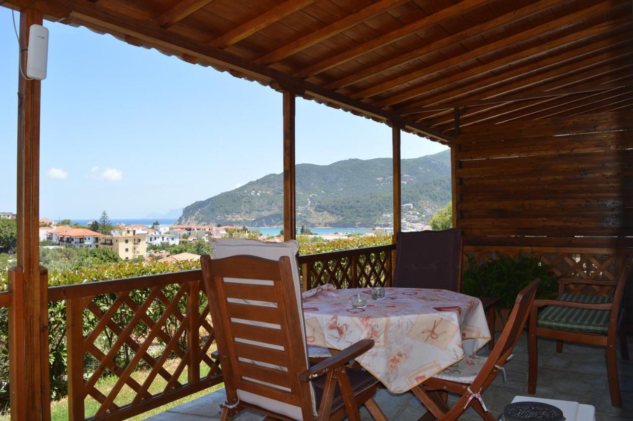 Remvi Apartments Skopelos Town Exterior photo